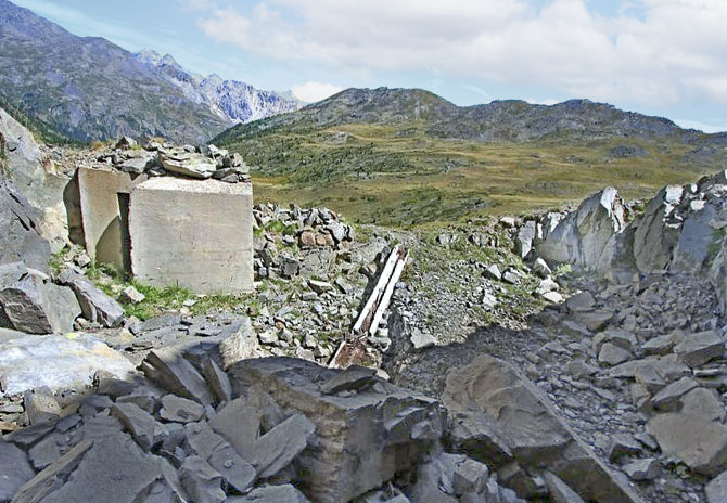 Ligne Maginot - COL DE BUFFERE - (Ouvrage d'infanterie) - Fouille du bloc 3 et son blockhaus de remplacement - Alain Perouffe