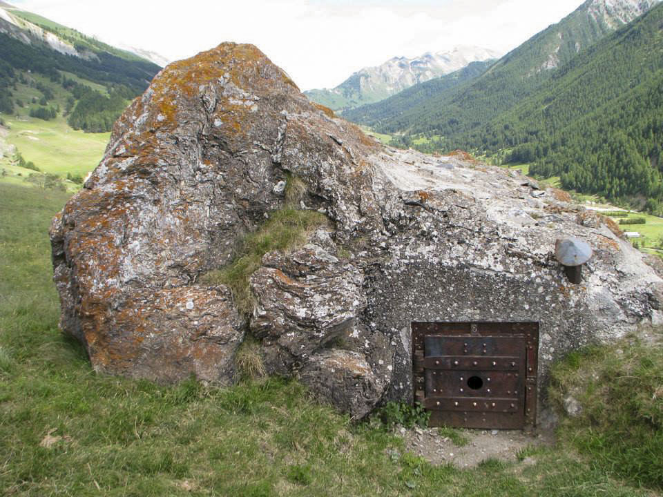 Ligne Maginot - COLOMBIER - ROCHER LE TRUC - (Blockhaus pour arme infanterie) -  - SCHOEN Antoine