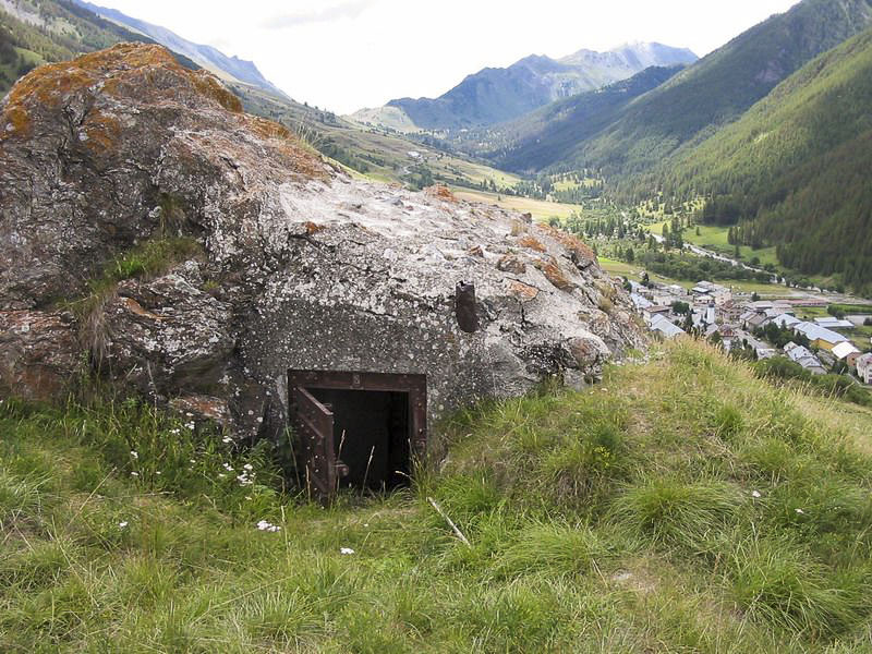 Ligne Maginot - COLOMBIER - ROCHER LE TRUC - (Blockhaus pour arme infanterie) -  - Georges HUYGEN