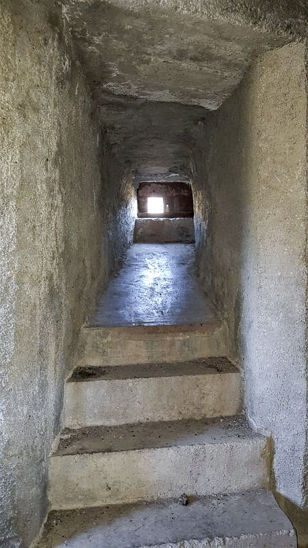 Ligne Maginot - COLOMBIER - ROCHER LE TRUC - (Blockhaus pour arme infanterie) - Créneau Nord - ELLENA-CUNY
