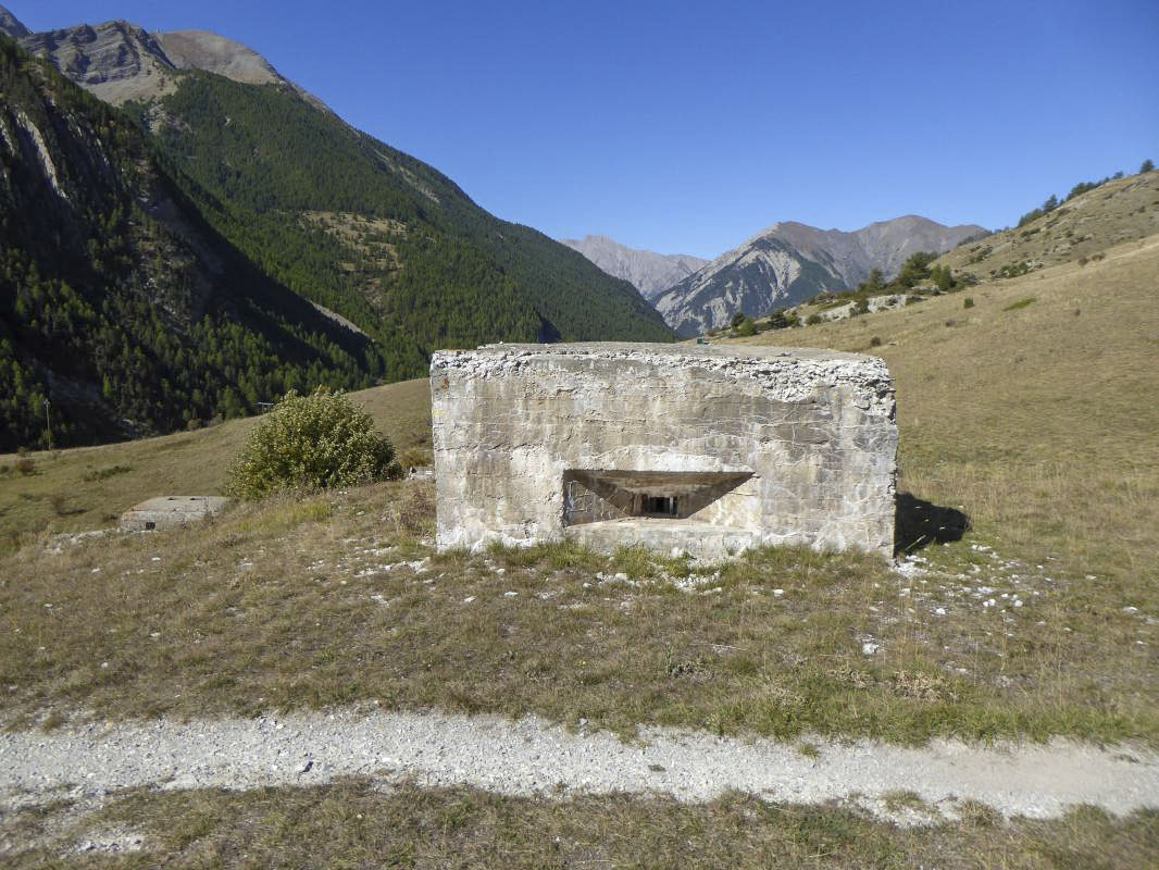 Ligne Maginot - LARCHE (L) - (Ouvrage d'infanterie) - Bloc 4 - ELLENA - CUNY