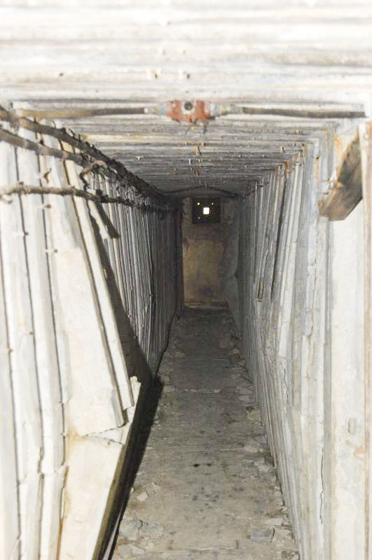 Ligne Maginot - LARCHE (L) - (Ouvrage d'infanterie) - Éboulement du couloir principal chez le magasin aux vivres - Michal Prasil