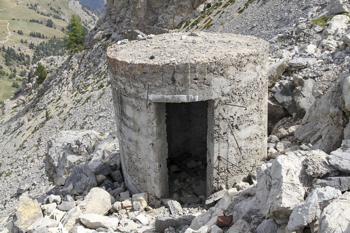 Ligne Maginot - COL DE BARTEAUX 3 - (Blockhaus pour arme infanterie) -  - Alain Perouffe