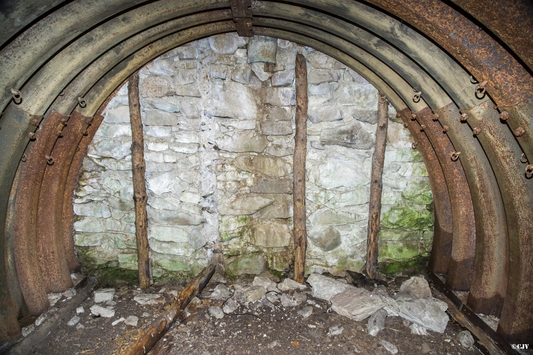 Ligne Maginot - COL DE BARTEAUX ABRI 3 - (Abri) -  - Lia VERMEULEN