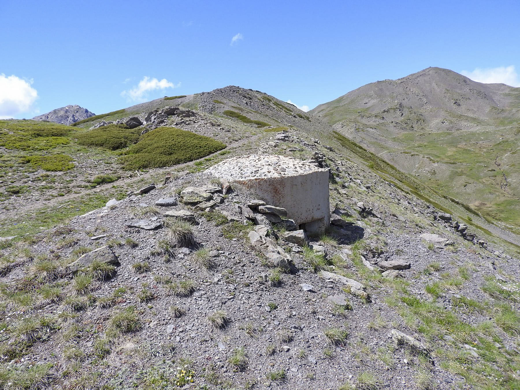 Ligne Maginot - CRETE CIBIERES-GRANON A - (Blockhaus pour arme infanterie) - La pilule de type briançonnaise
 - STENGER Mathieu