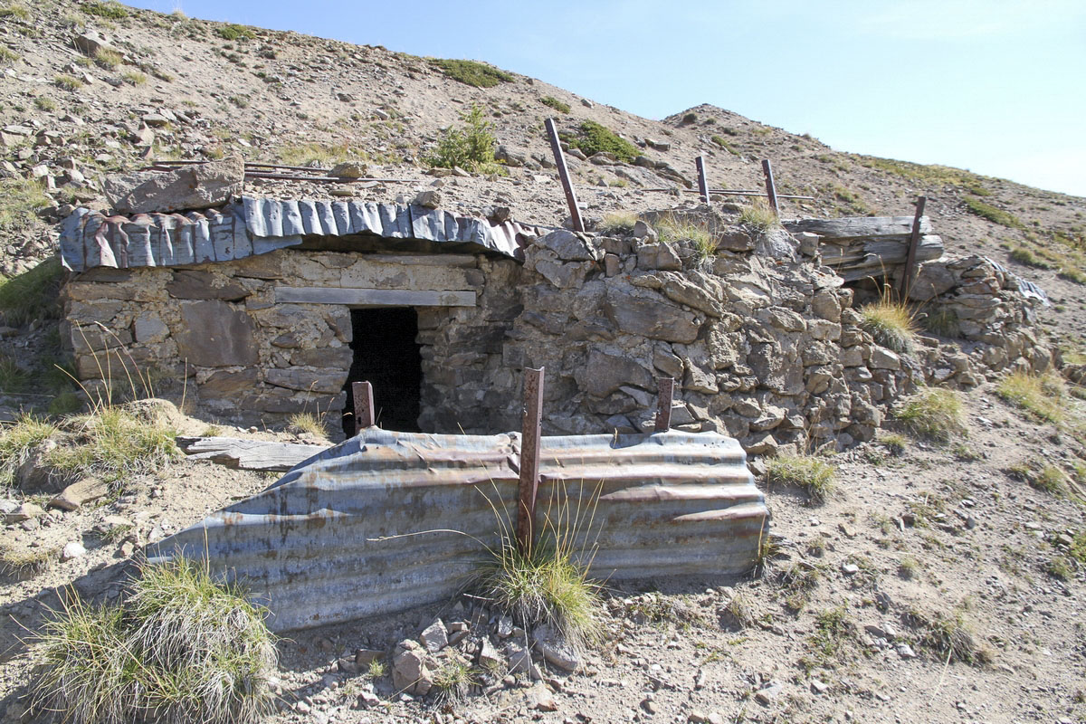 Ligne Maginot - CRETE DU GRAND MEYRET - (Abri) -  - Alain Perouffe
