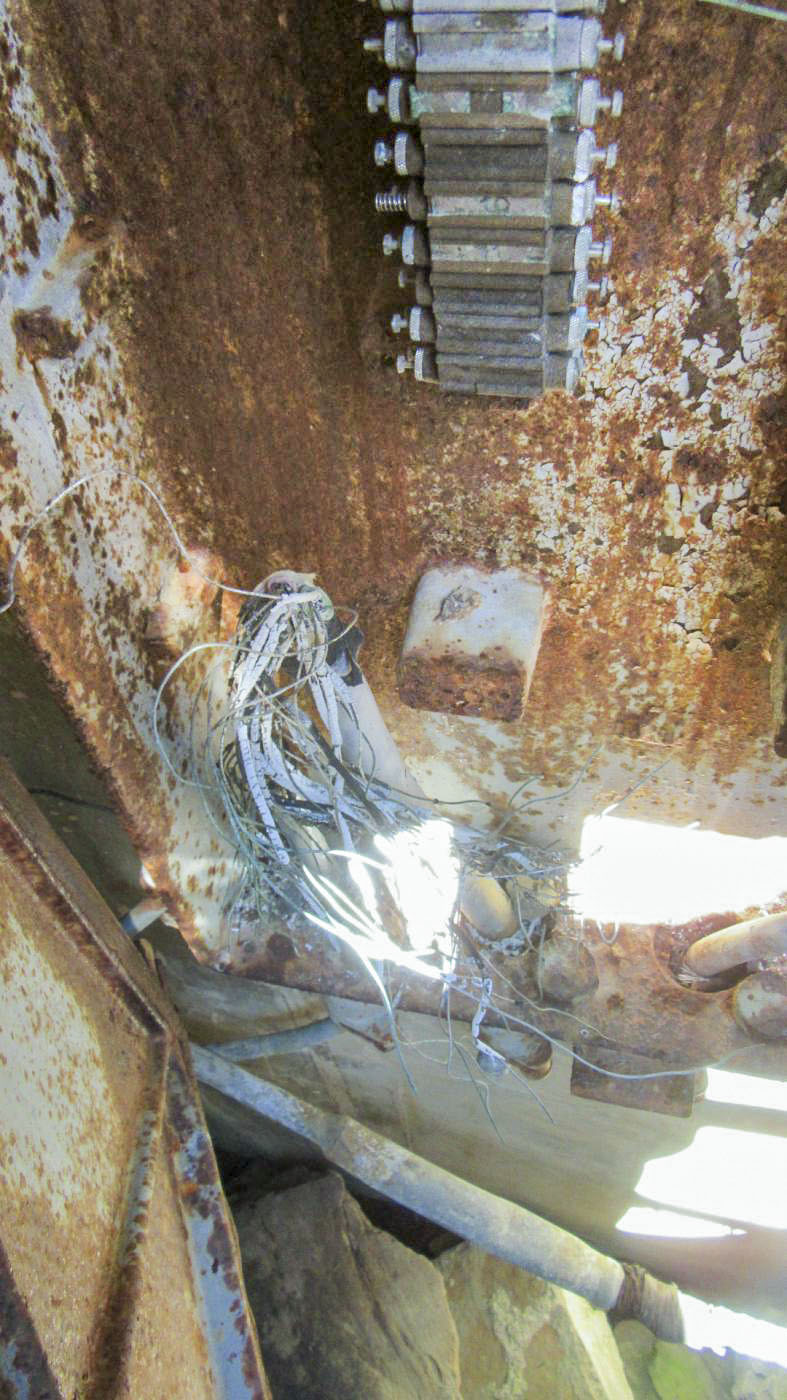 Ligne Maginot - SAINT JOSEPH NORD - (Chambre de coupure) - Jonction sur l'un des câbles - Jean BERTHIER