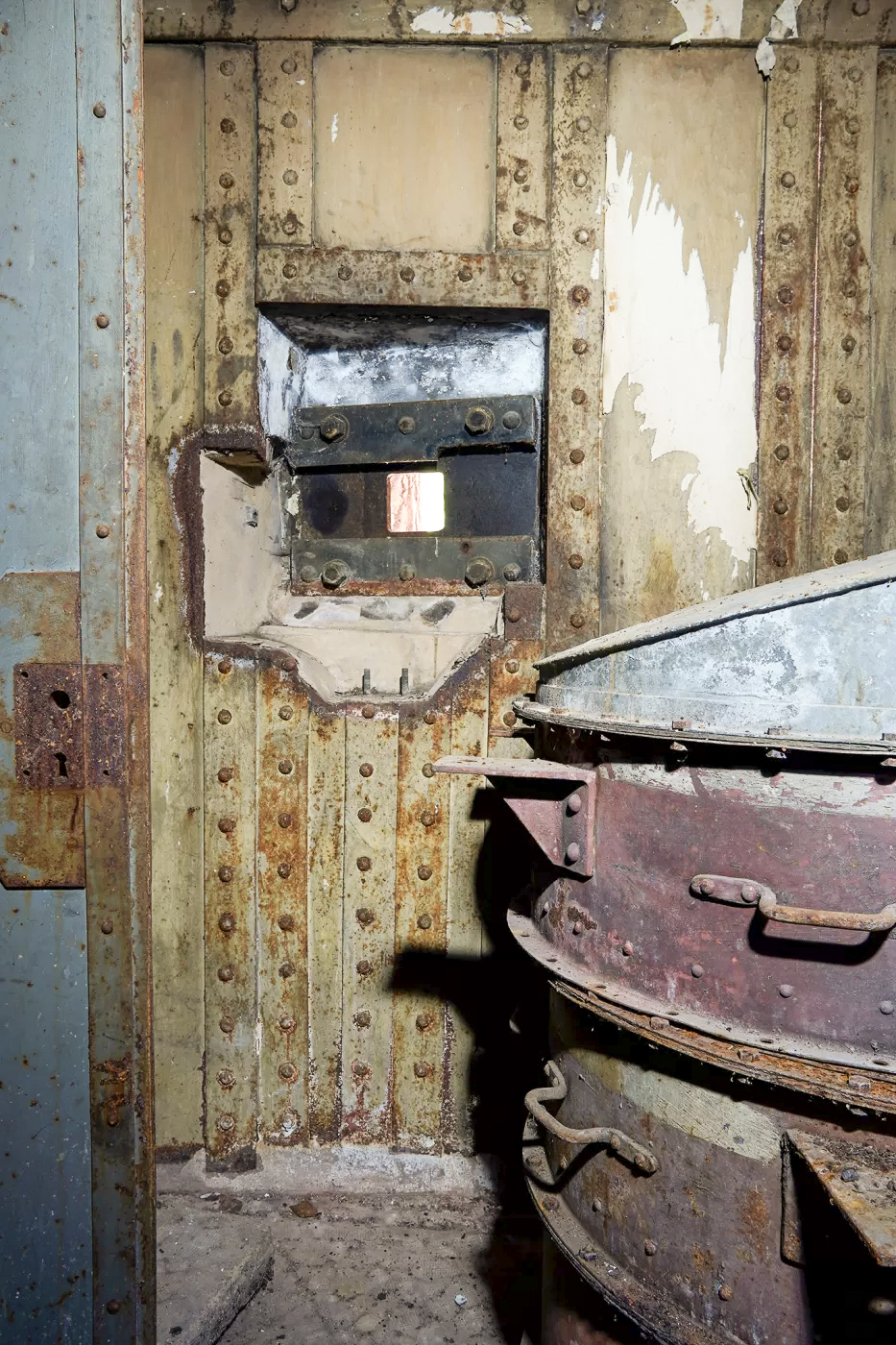 Ligne Maginot - BIESENBERG 3 - (Blockhaus pour arme infanterie) - Créneau FM 24/29 - David Palmer