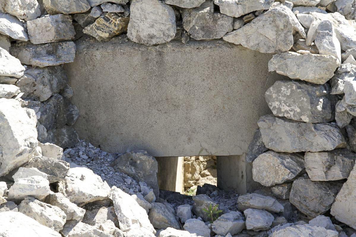 Ligne Maginot - LES ACLES EST 2 - (Blockhaus pour arme infanterie) -  - Alain Perouffe