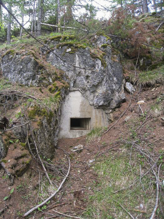 Ligne Maginot - PLAMPINET - (Ouvrage d'infanterie) - Créneau 'superieur' - Haupt