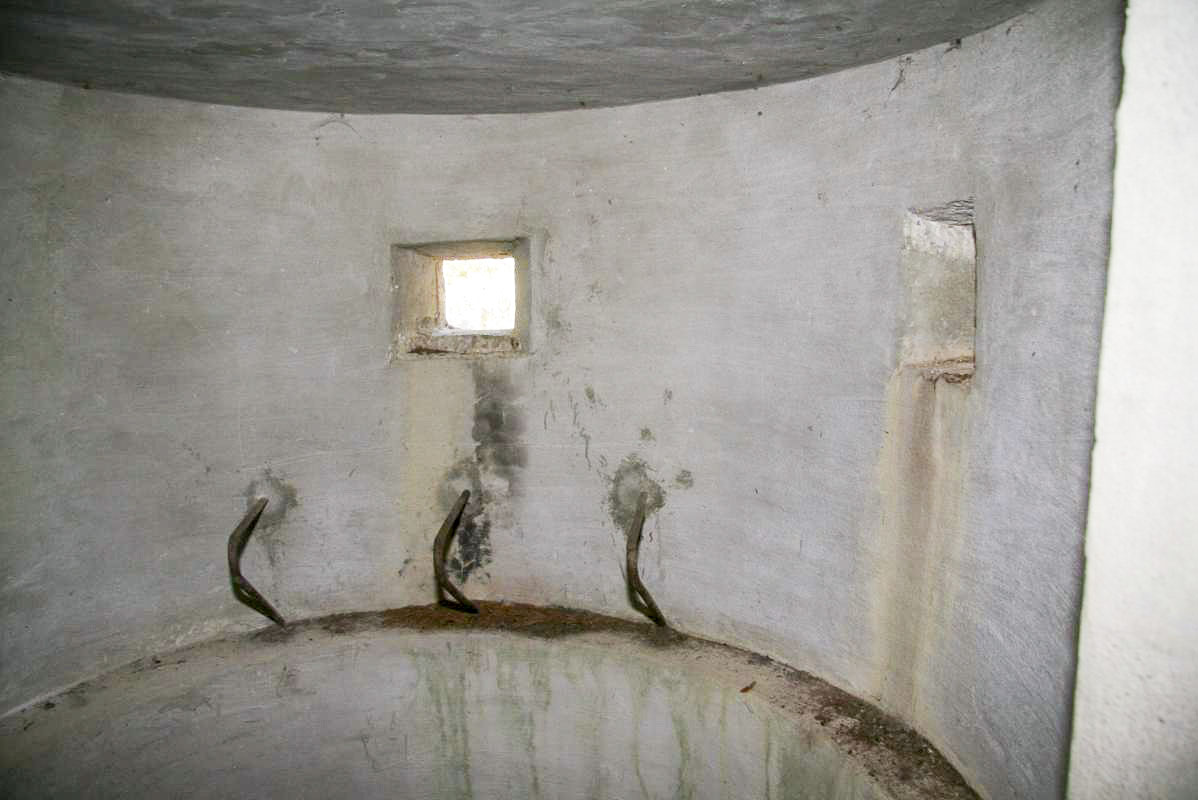 Ligne Maginot - PLAMPINET LE SERRE 1 - (Blockhaus pour arme infanterie) - Pilule à 2 créneaux - Alain Perouffe