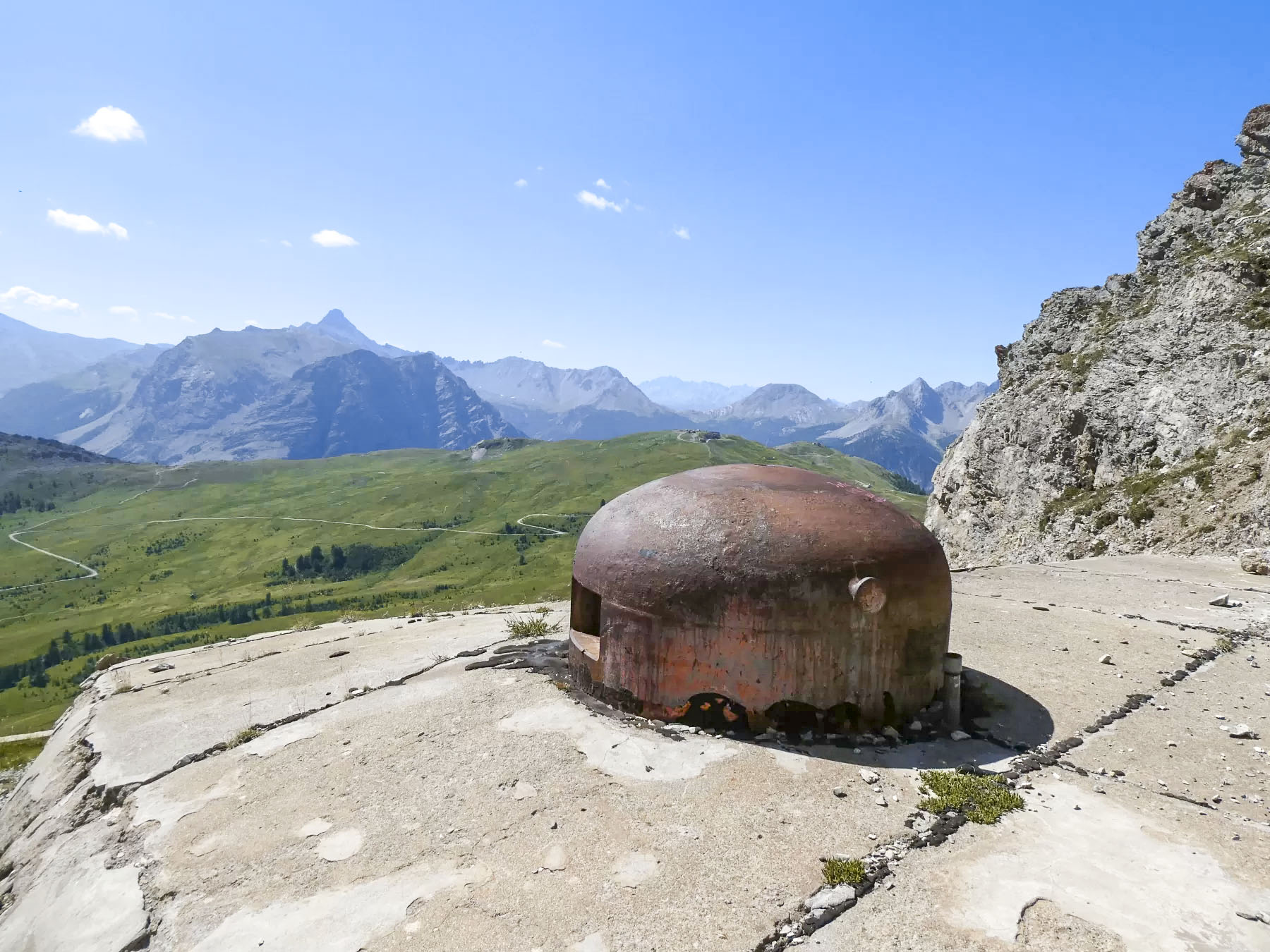 Ligne Maginot - JANUS - (Ouvrage d'artillerie) - Bloc 1
La cloche GFM - ELLENA Daniel - CUNY Philippe