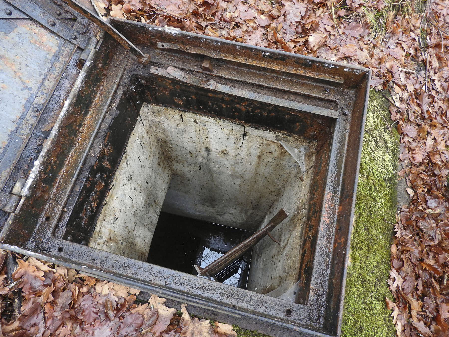 Ligne Maginot - CU1 - (Chambre de coupure) - Le puits d'accès - STENGER Mathieu