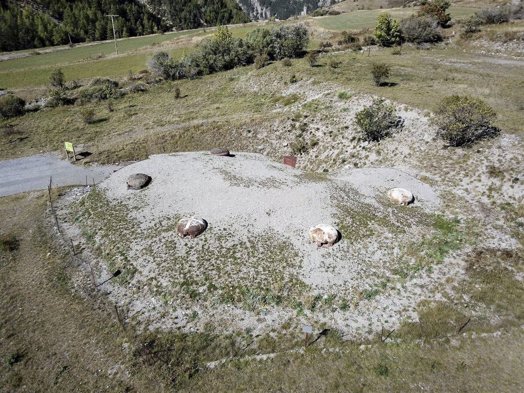 Ligne Maginot - SAINT OURS BAS (SOB) - (Ouvrage d'infanterie) - Les cloches ont perdu leur camouflage
2018 - ELLENA - CUNY