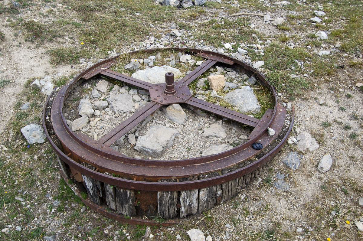 Ligne Maginot - LA LAUZETTE CRêTE (3° BIE / 154° RAP) - (Position d'artillerie préparée) - La deuxième plate-forme - Michal Prasil