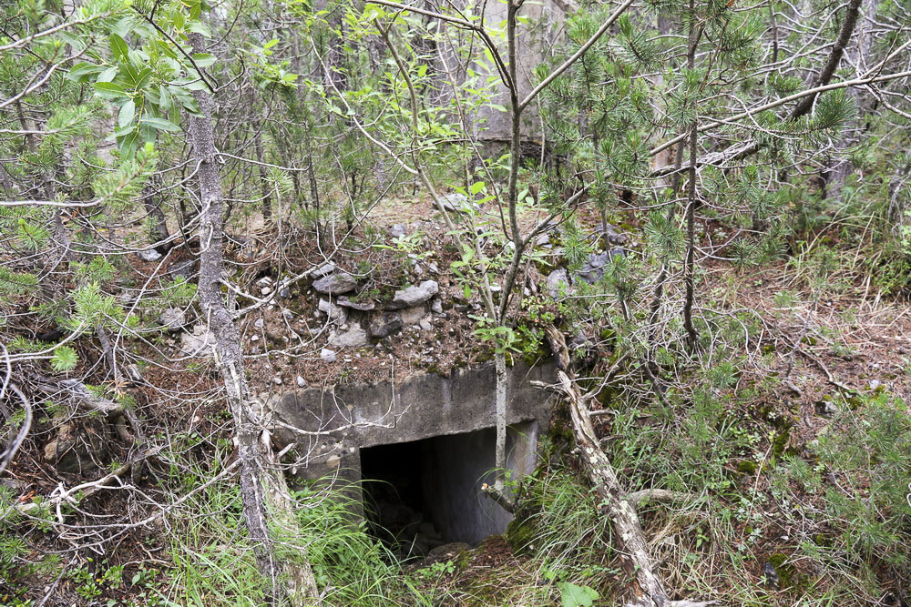 Ligne Maginot - LA PINATELLE 5 - (Abri) - Entrée Nord - Alain Perouffe