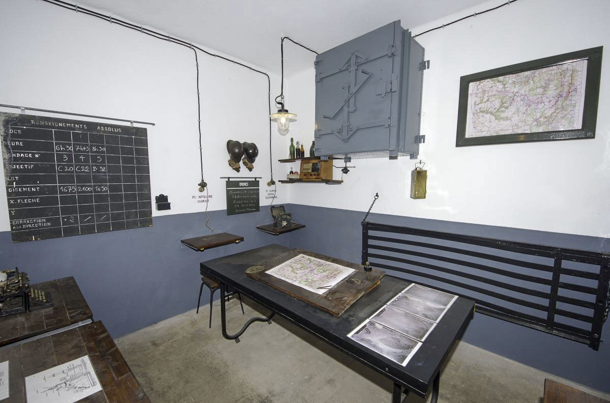 Ligne Maginot - BOIS DU FOUR - A5 - (Ouvrage d'infanterie) - PC de tir mortiers de 81 - AURET Vincent