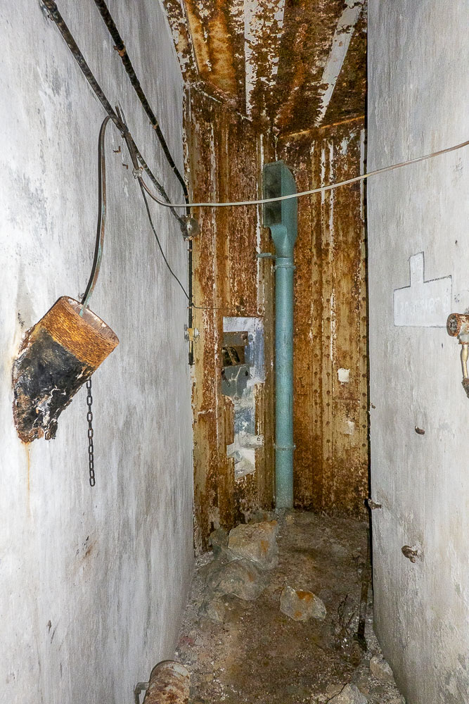 Ligne Maginot - SAINT OURS HAUT (SOH) - (Ouvrage d'artillerie) - Bloc 1
Couloir vers la caponnière (au fond) - Michel Teiten