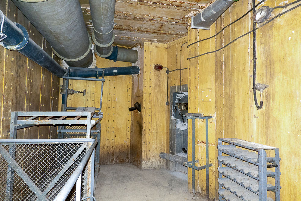 Ligne Maginot - SAINT OURS HAUT (SOH) - (Ouvrage d'artillerie) - Bloc 2
Etage supérieur
Chambre pour 2 hommes et caponnière FM - Michel Teiten