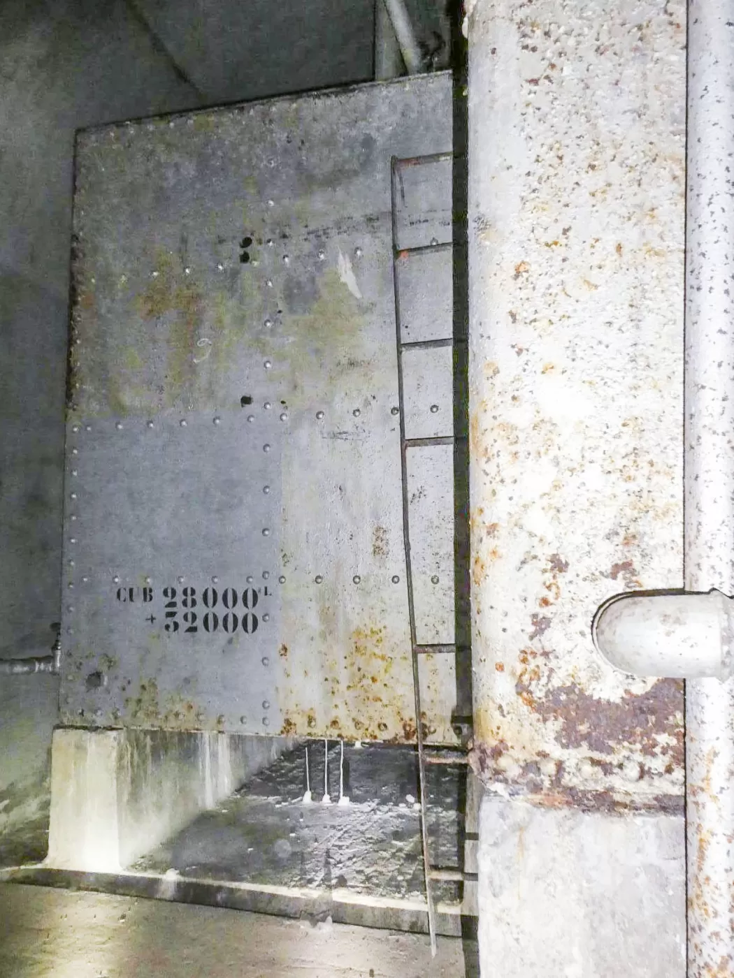 Ligne Maginot - SAINT OURS HAUT (SOH) - (Ouvrage d'artillerie) - Casernement
Citerne d'eau - Daniel ELLENA - Philippe CUNY