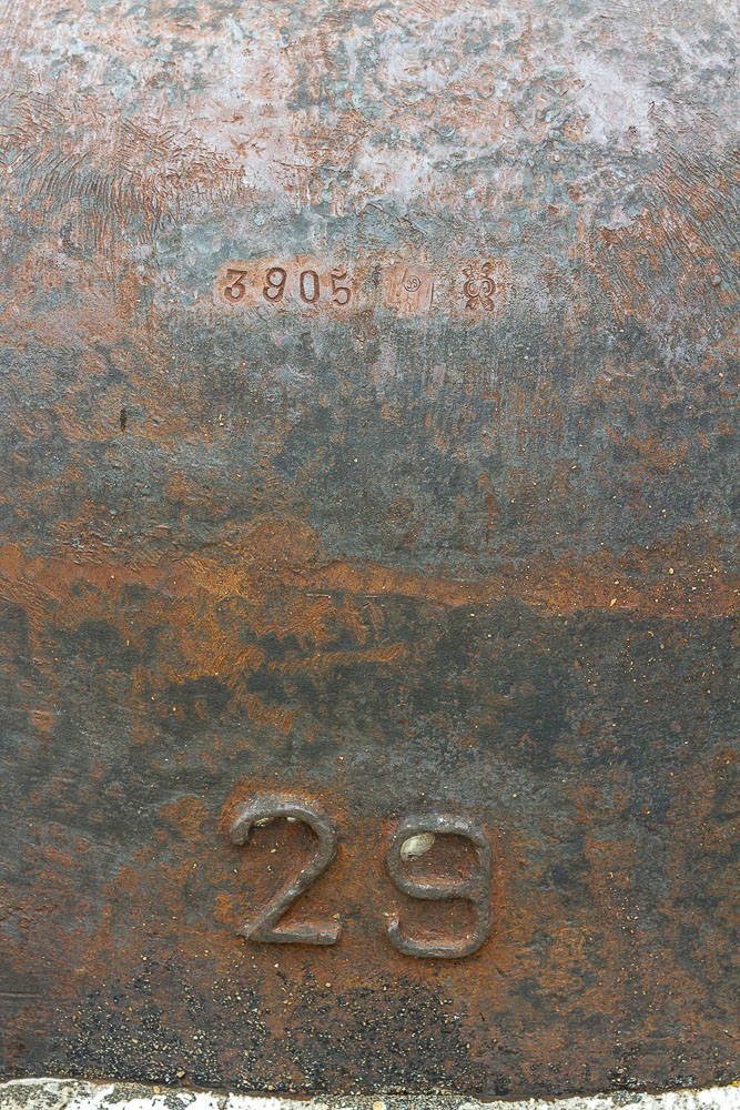 Ligne Maginot - SAINT OURS HAUT (SOH) - (Ouvrage d'artillerie) - Bloc 5
Marquages sur la cloche GFM - Michel Teiten