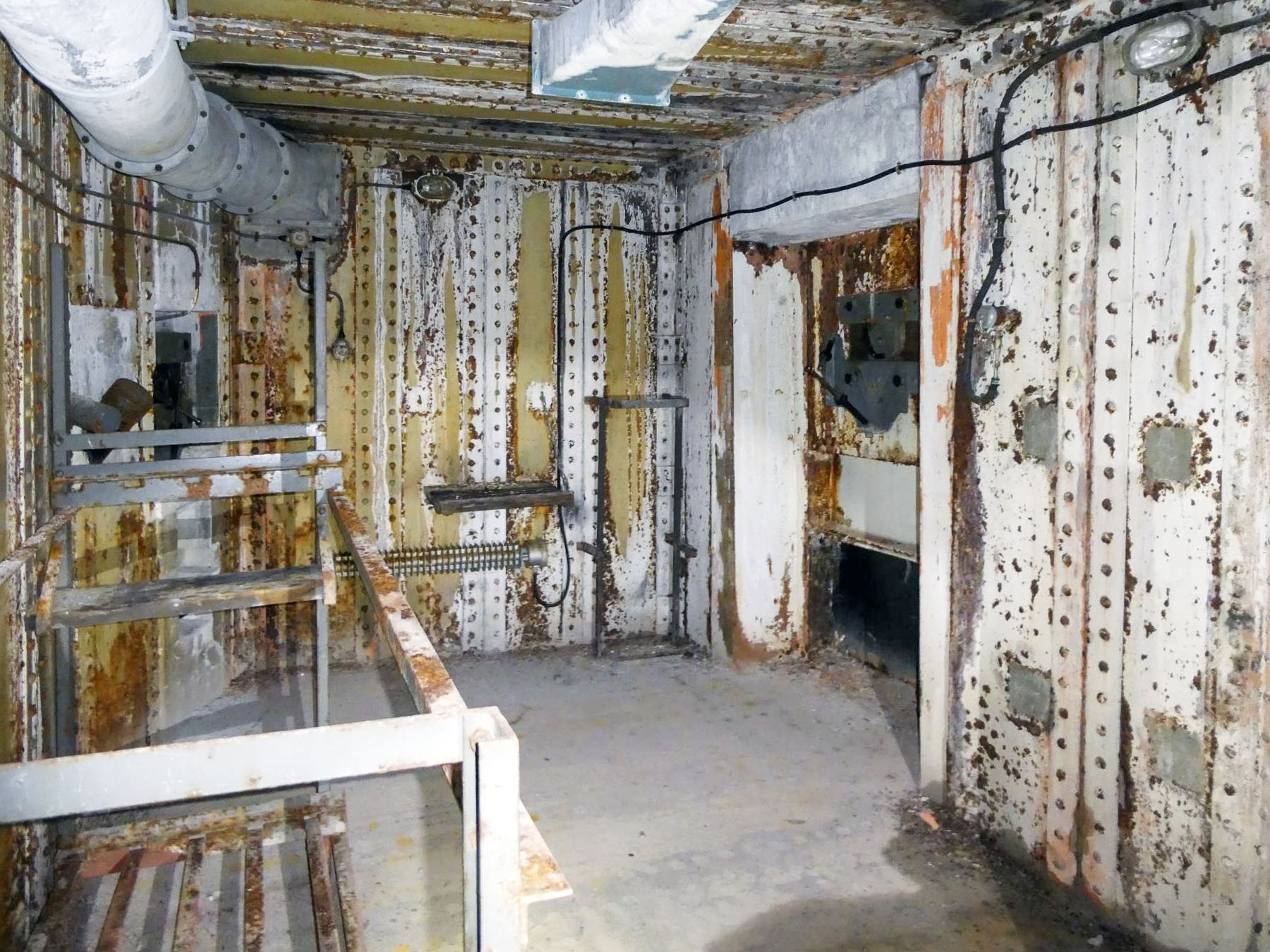 Ligne Maginot - SAINT OURS HAUT (SOH) - (Ouvrage d'artillerie) - Bloc 5  - Daniel ELLENA - Philippe CUNY