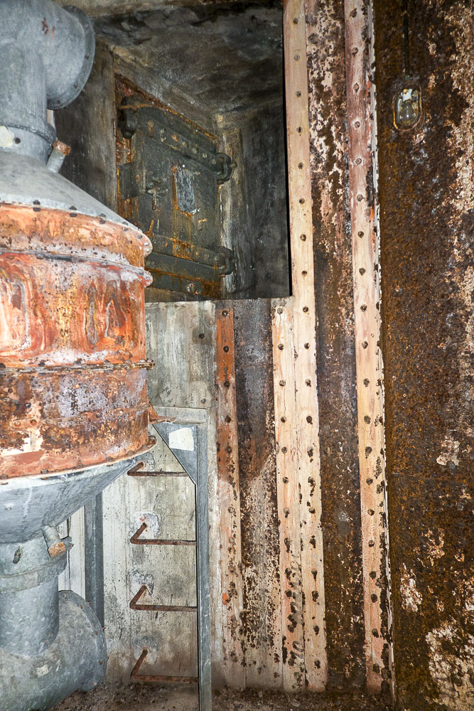 Ligne Maginot - SAINT OURS HAUT (SOH) - (Ouvrage d'artillerie) - Bloc 5
Etage intermédiaire
Passage vers l'issue de secours - Michel Teiten