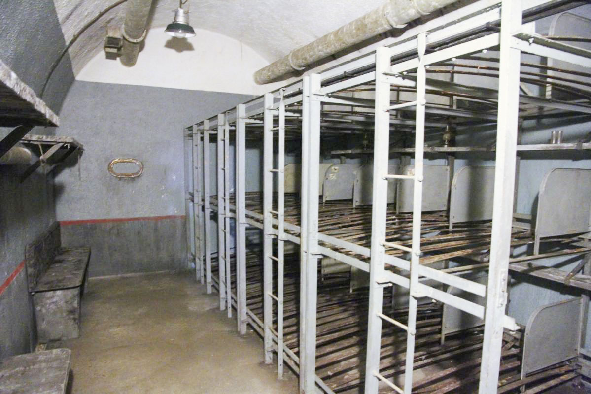 Ligne Maginot - SAINT OURS HAUT (SOH) - (Ouvrage d'artillerie) - Autre chambrée de troupes - JOLAS, Jean-Michel