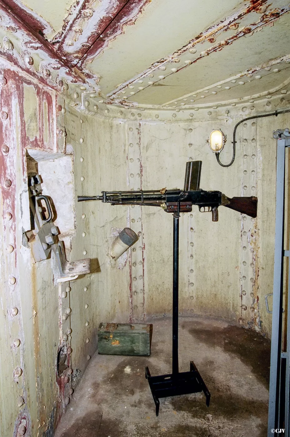 Ligne Maginot - FRESSINEA (FA) - (Ouvrage d'infanterie) - Bloc 3
La caponnière - Lia VERMEULEN