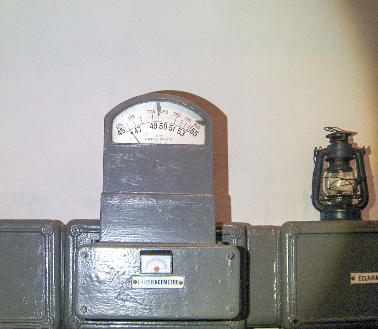 Ligne Maginot - FRESSINEA (FA) - (Ouvrage d'infanterie) - Détail du fréquencemètre de l’usine - Denis