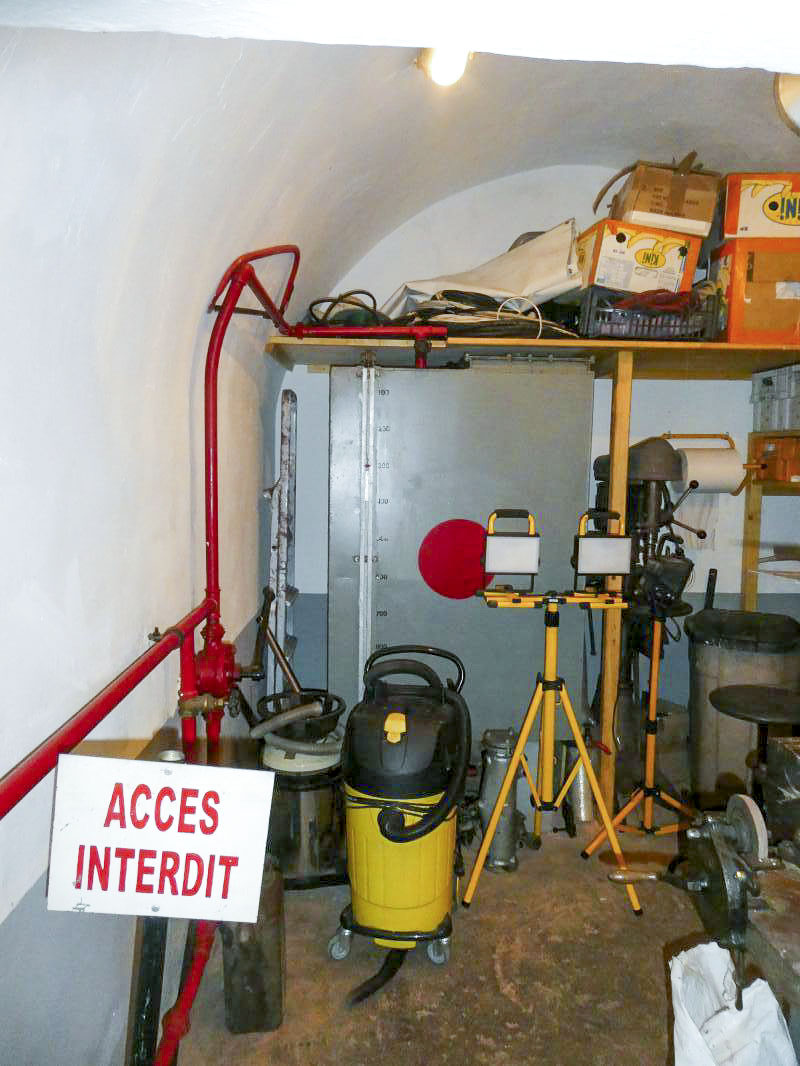 Ligne Maginot - FRESSINEA (FA) - (Ouvrage d'infanterie) - Réserve de carburant (1000L) - ELLENA - CUNY