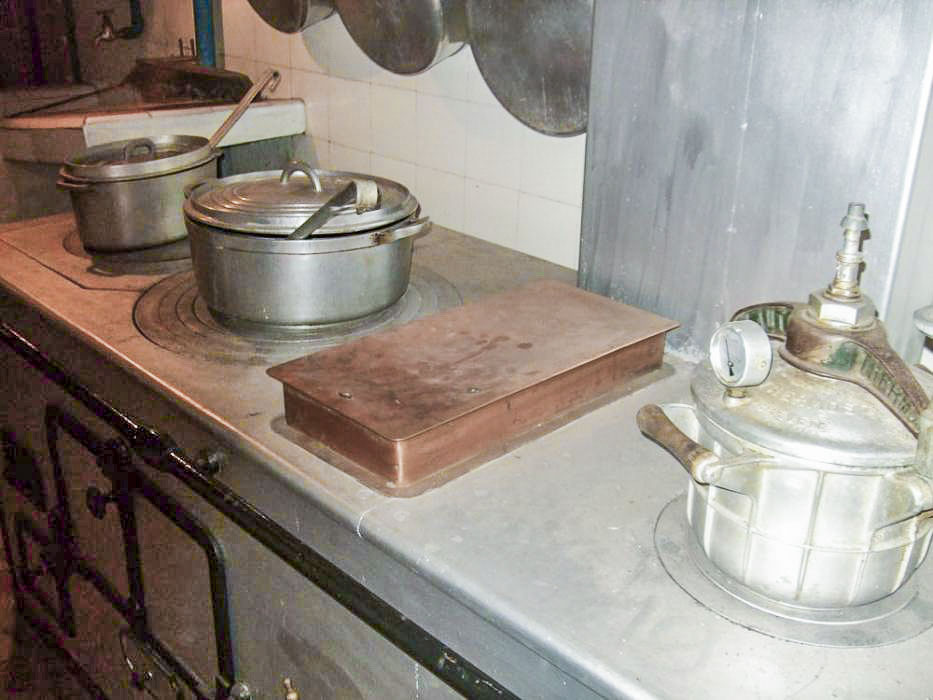 Ligne Maginot - FRESSINEA (FA) - (Ouvrage d'infanterie) - La cuisine de l'ouvrage - laurent icardo  sfamtour