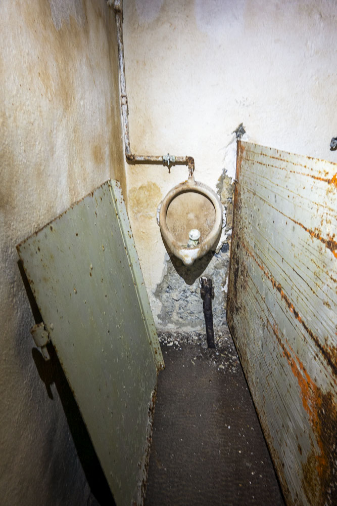 Ligne Maginot - LES AITTES - (Ouvrage d'infanterie) - Latrines  - Michel Teiten