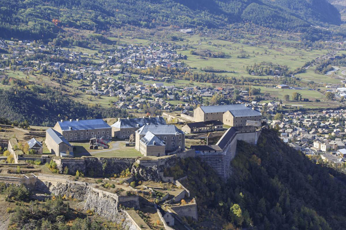 Ligne Maginot - LES TROIS-TETES - (Casernement) -  - ELLENA-CUNY