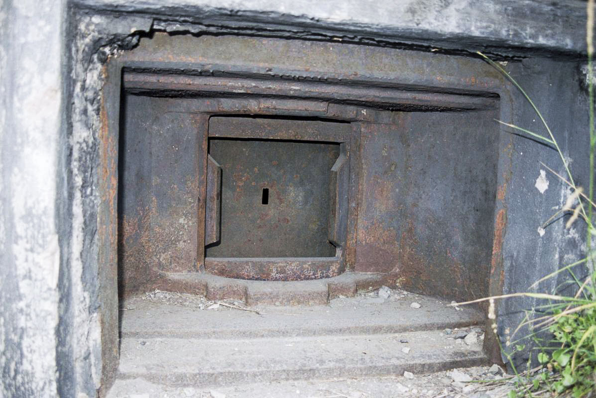 Ligne Maginot - MONTGENEVRE (BARRAGE RAPIDE) - (Blockhaus pour arme infanterie) - Trémie type 4 - Michal Prasil