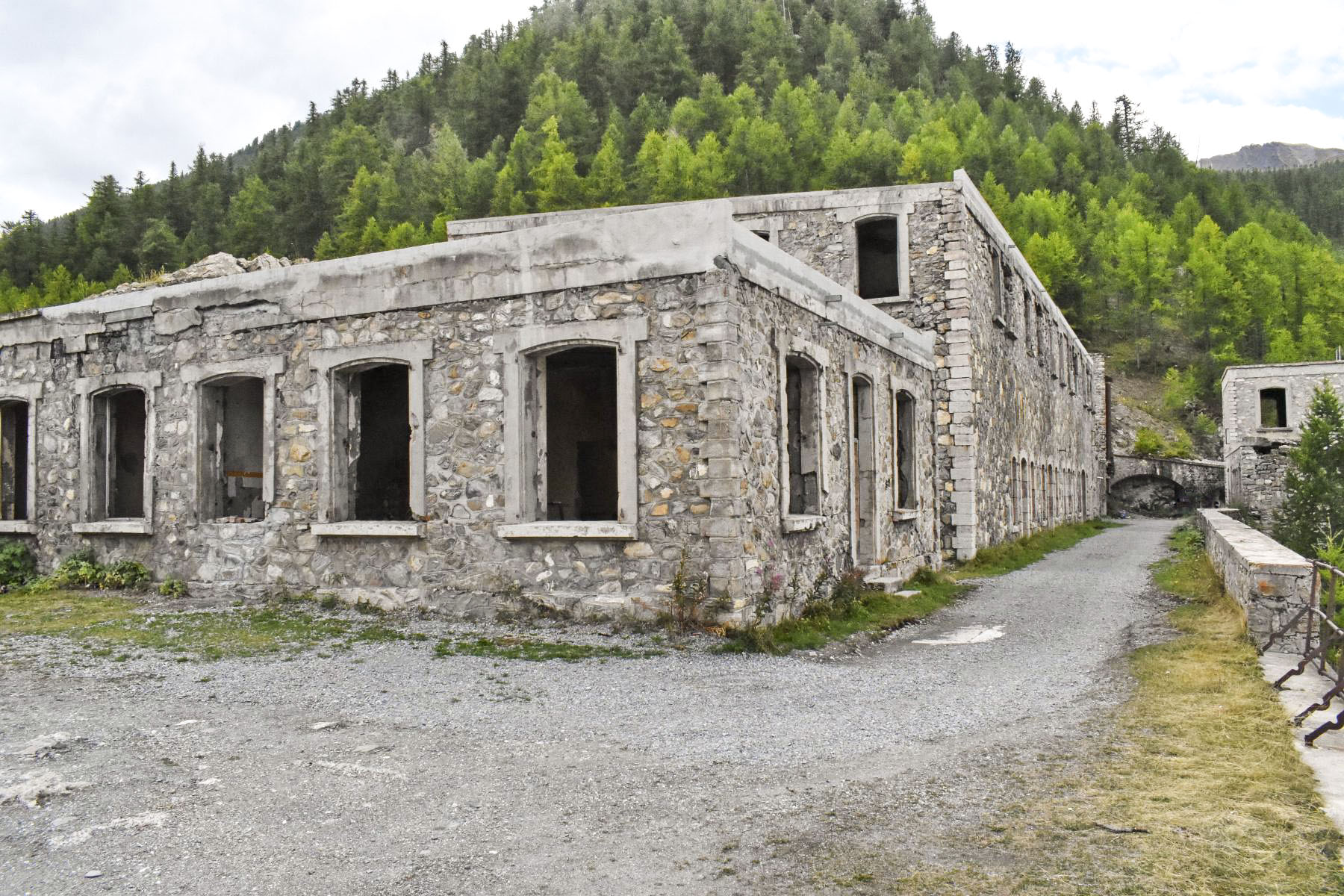 Ligne Maginot - ROCHE LA CROIX (CASERNEMENT AVANCé DE ) - (Casernement) - Casernement - Daniel Froehly