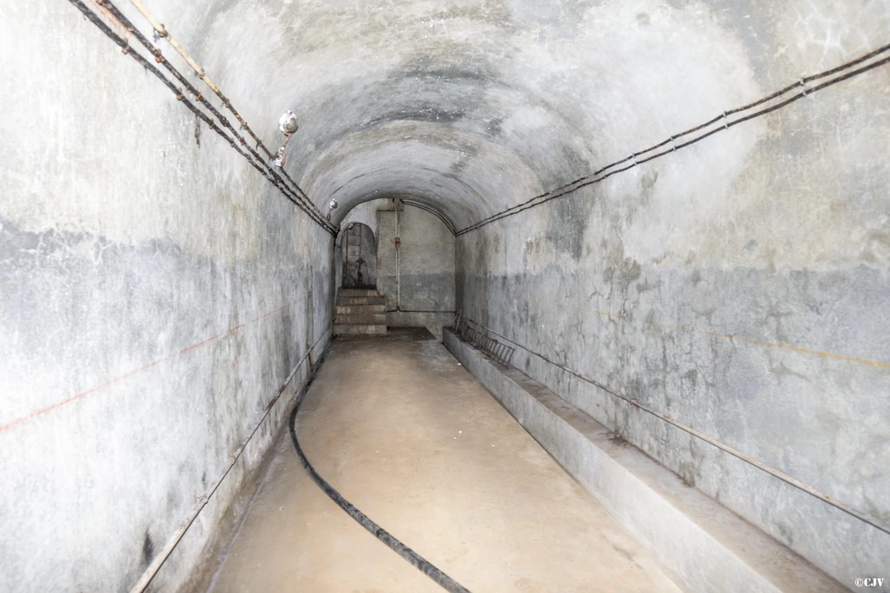 Ligne Maginot - ROCHE LA CROIX (RLC) - (Ouvrage d'artillerie) - Bloc 6
La galerie d'accès au bloc - Lia VERMEULEN
