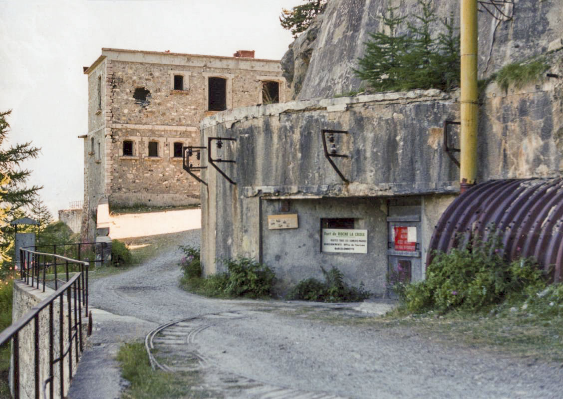 Ligne Maginot - ROCHE LA CROIX (RLC) - (Ouvrage d'artillerie) - Entrée mixte - CHARLOT Jean Marie