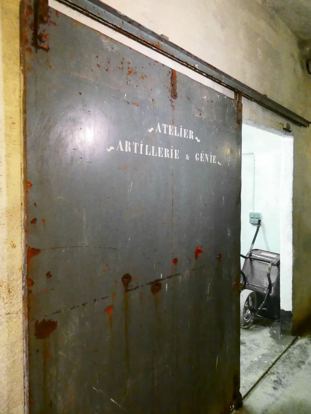 Ligne Maginot - ROCHE LA CROIX (RLC) - (Ouvrage d'artillerie) - Bloc 1
Atelier Artillerie et Génie - ELLENA Daniel - CUNY Philippe
