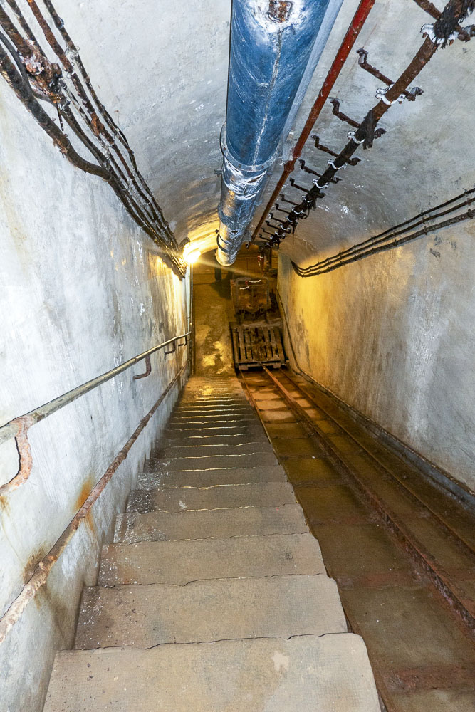 Ligne Maginot - ROCHE LA CROIX (RLC) - (Ouvrage d'artillerie) - Bloc 1
Plan incliné vu à mi-pente - Michel Teiten