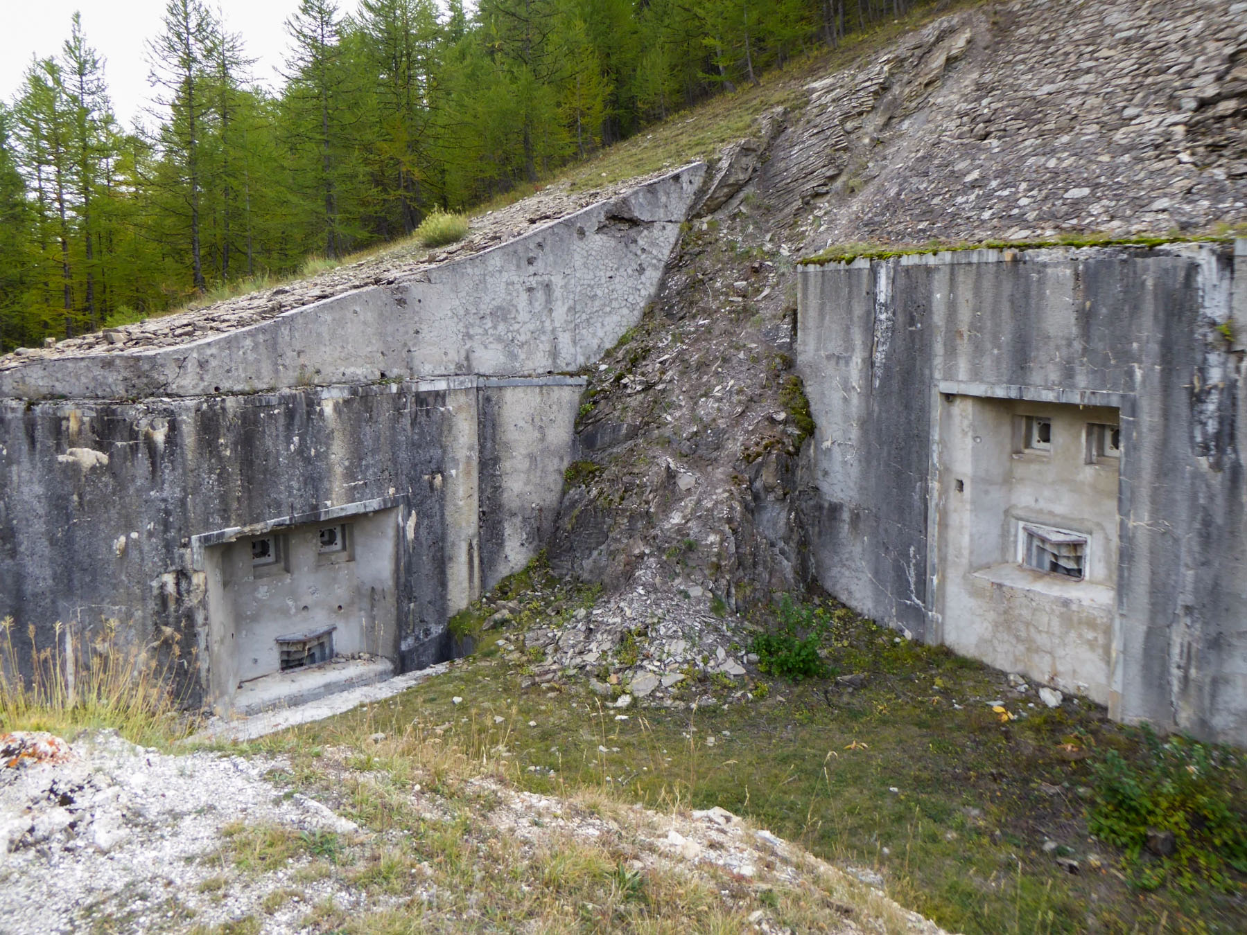 Ligne Maginot - ROCHE LA CROIX (RLC) - (Ouvrage d'artillerie) - Blocs 3 et 2 - ELLENA Daniel - CUNY Philippe