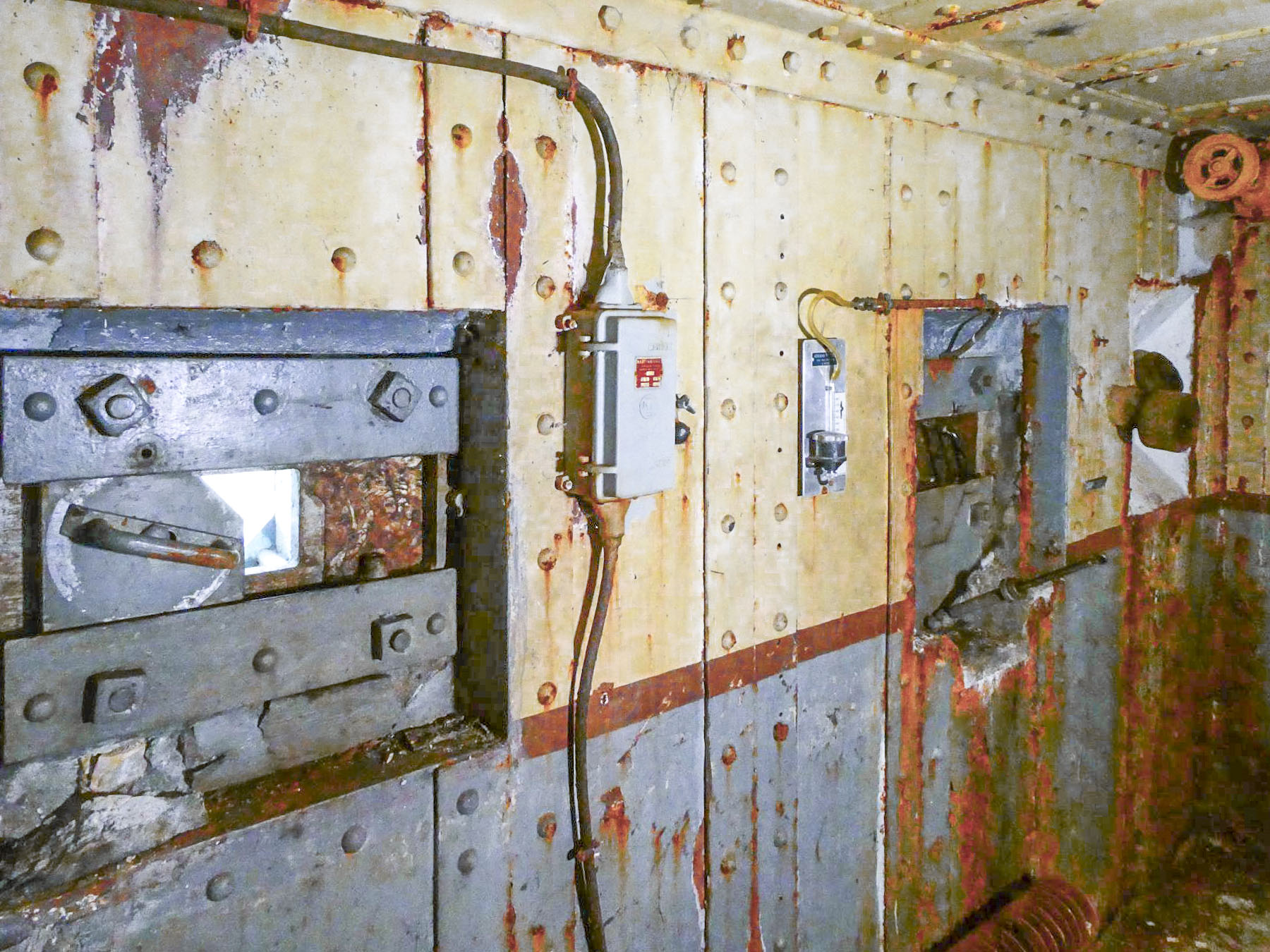 Ligne Maginot - ROCHE LA CROIX (RLC) - (Ouvrage d'artillerie) - Bloc 3 - Daniel ELLENA - Philippe CUNY