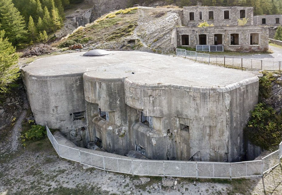 Ligne Maginot - ROCHE LA CROIX (RLC) - (Ouvrage d'artillerie) - Bloc 5 - ELLENA - CUNY