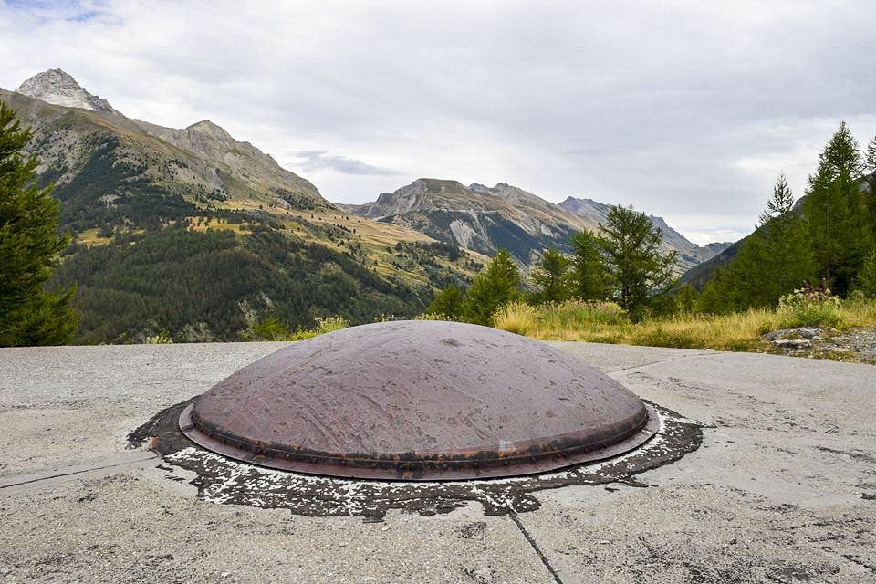 Ligne Maginot - ROCHE LA CROIX (RLC) - (Ouvrage d'artillerie) - Bloc 5
Tourelle de 75 mle 33 - NOEL Yves - AOM 22 Juin
