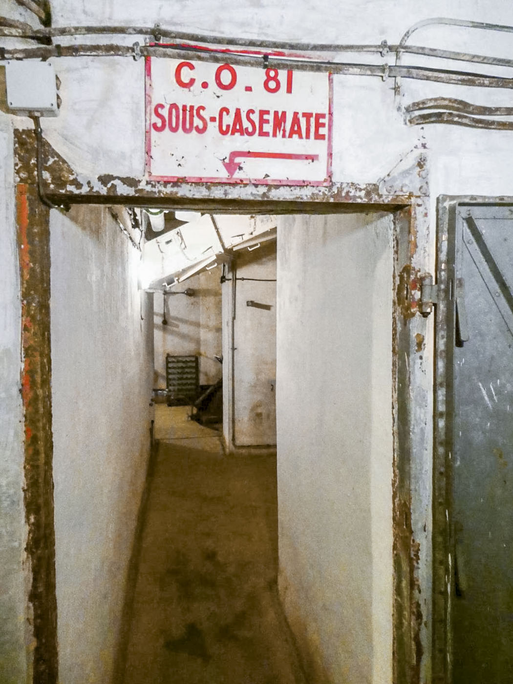 Ligne Maginot - ROCHE LA CROIX (RLC) - (Ouvrage d'artillerie) - Bloc 5
Étage intermédiaire - Daniel ELLENA - Philippe CUNY