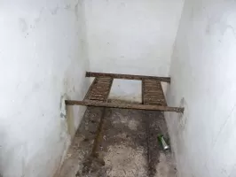 Ligne Maginot - LA PENA (PE) - (Ouvrage d'infanterie) - Le casernement intérieur
Latrine