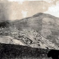 Ligne Maginot - TETE DE CHIEN - FORT MASSENA (6° BIE - 157° RAP) - (Position d'artillerie préparée) - La Turbie au début du siècle vue depuis le fort
