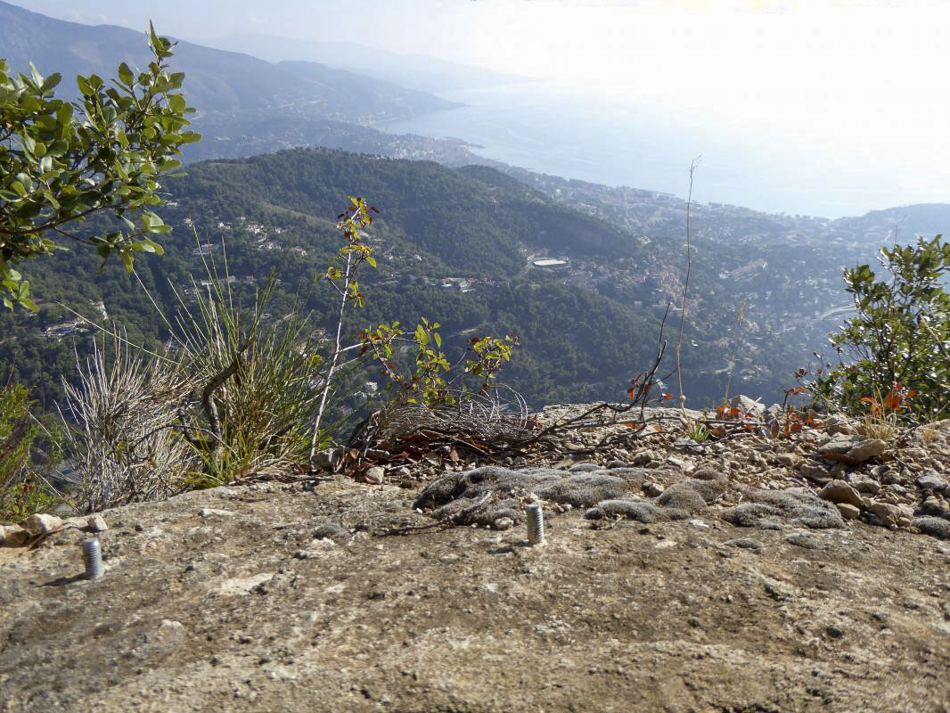 Ligne Maginot - EST DU MONT GROS - (Observatoire d'artillerie) - Vue sur Roquebrune - ELLENA-CUNY