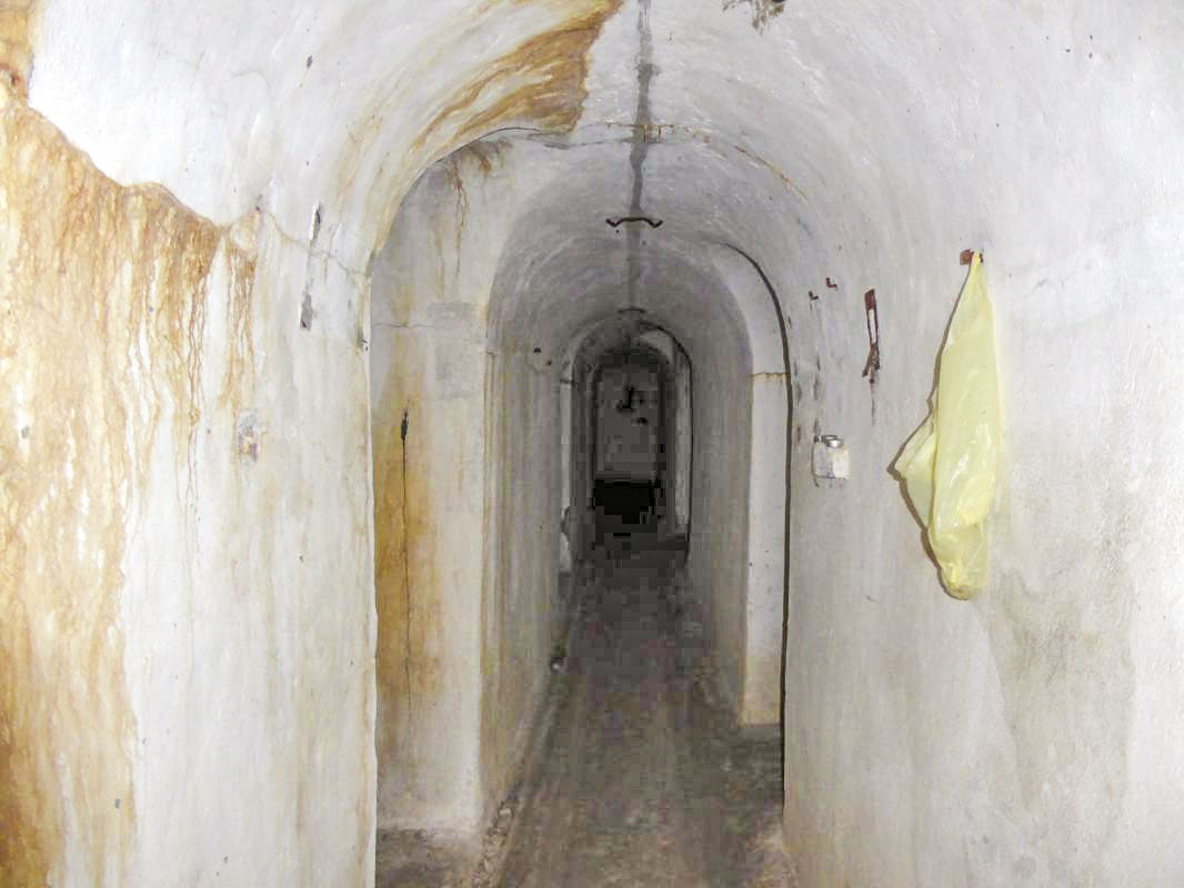 Ligne Maginot - LA COLETTA (LC) - (Ouvrage d'infanterie) - Entrée Sud
Galerie - Ellena-Cuny