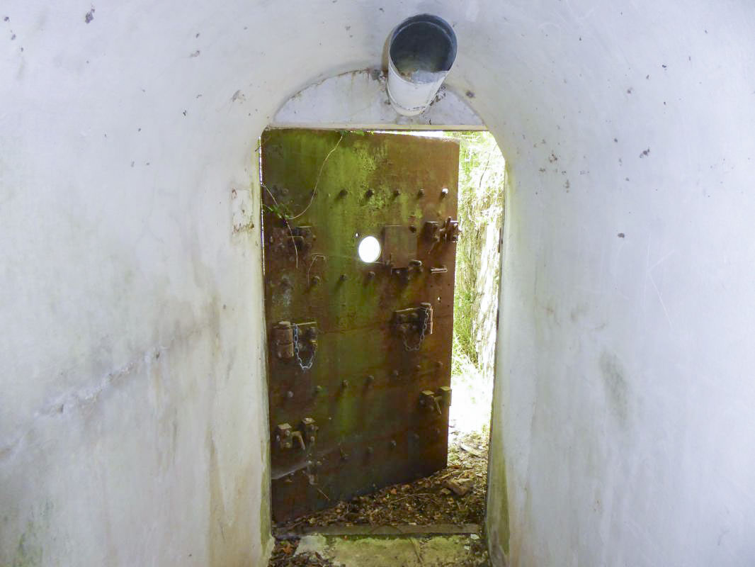 Ligne Maginot - LA PENA (PE) - (Ouvrage d'infanterie) - Bloc 2
Entrée Sud - ELLENA-CUNY